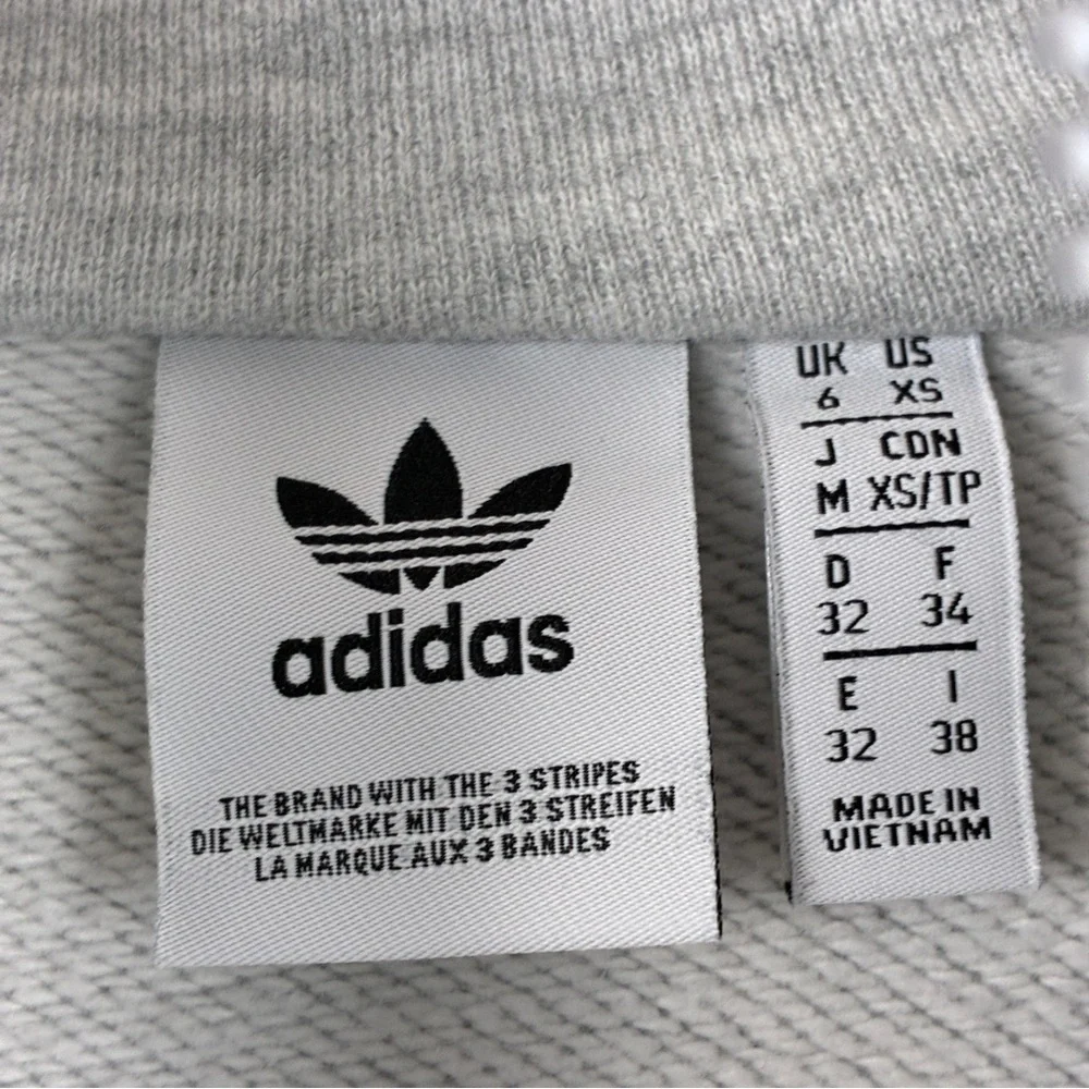 Adidas Originals Cropped Half Zip Sweatshirt XS Grey Streetwear Clean Girl Y2K - Picture 3 of 10